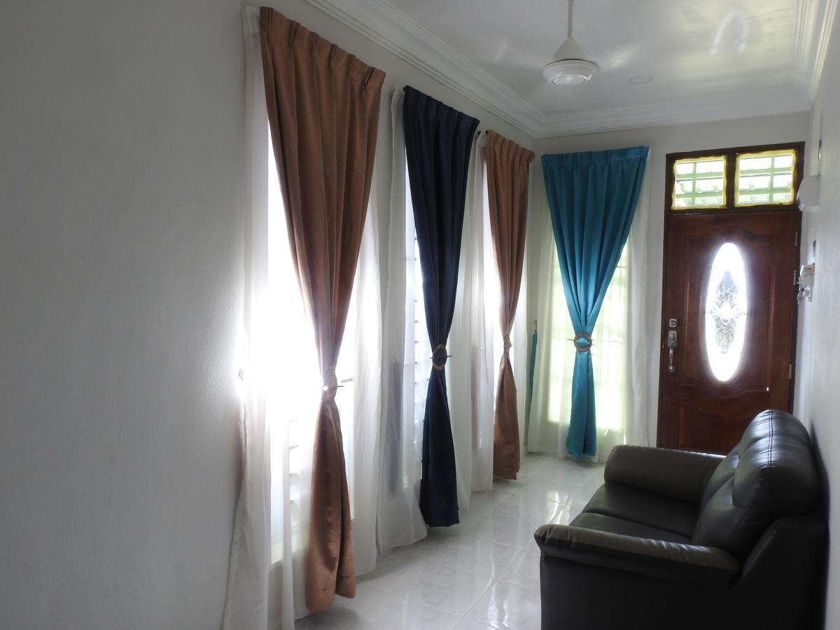 Aryan G100 Homestay Kuala Besut Zewnętrze zdjęcie